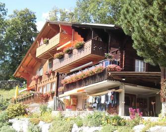 Holiday apartment Hasliberg Goldern for 1 - 2 persons with 1 bedroom - Holiday apartment - Hasliberg - Building