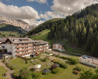 Hotel Antares - Selva di Val Gardena - Rakennus