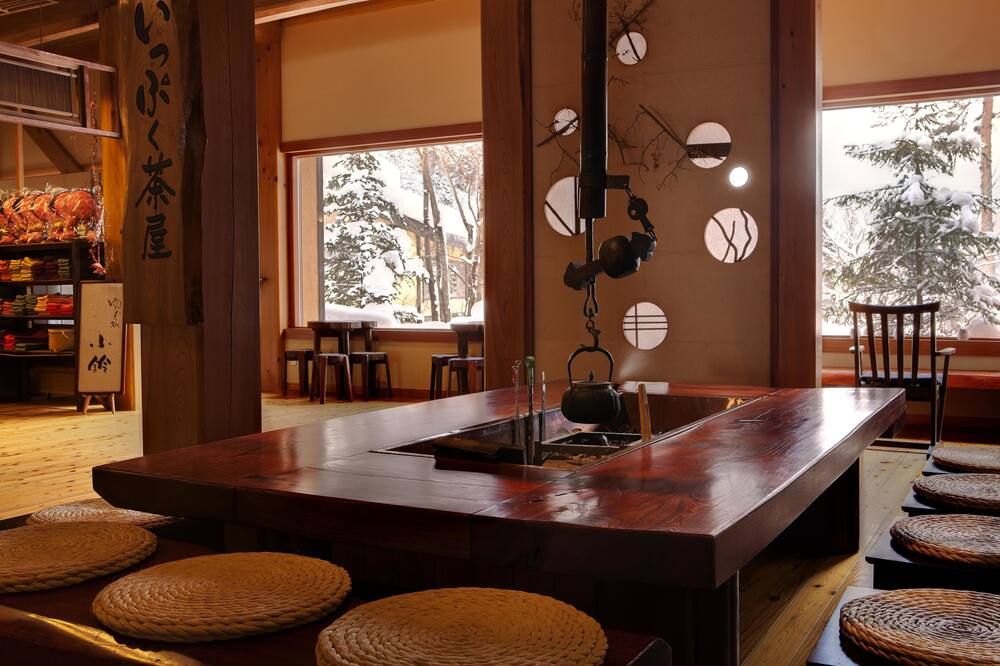 Miyama Ouan Kyoritsu Resort - טקאיאמה - טרקלין