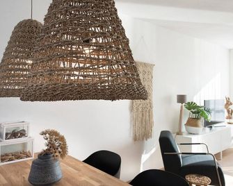 Modern apartment with a great view - The Hague - Restaurant