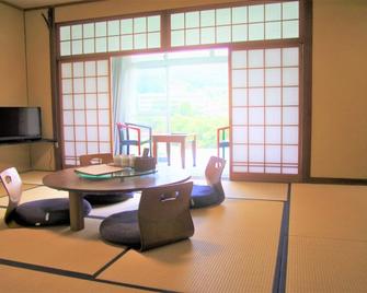 Kotobuki Global Inn - Ureshino - Jídelna