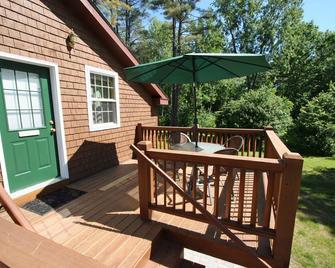 Old Saco Inn - Fryeburg - Patio