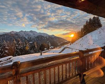 Les Saisies / High Standing Chalet 15 Pers With Spa Fireplace And Mont Blanc View - Villard-sur-Doron - Balcony