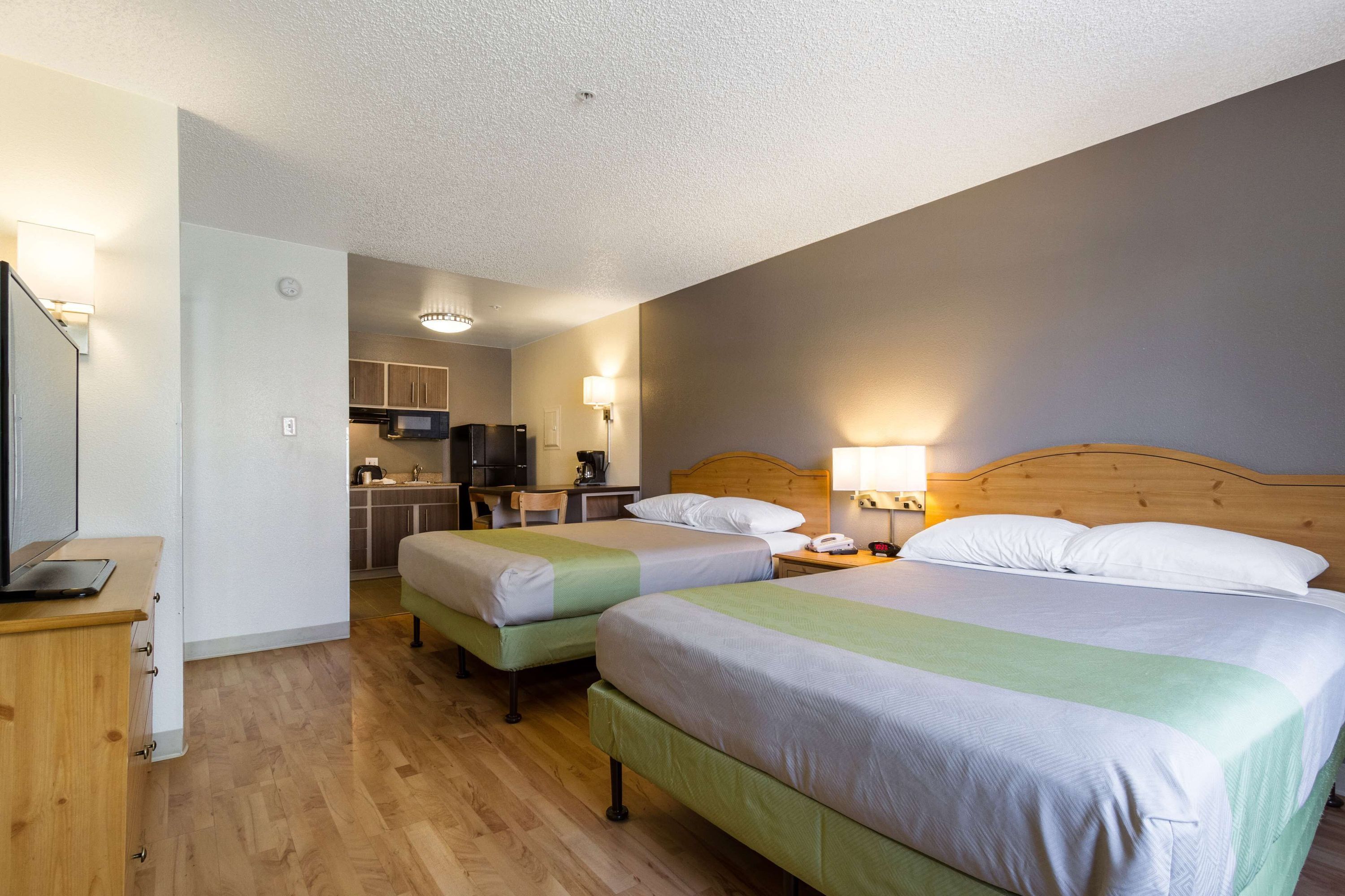 Studio 6 Tempe Az - Tempe - Schlafzimmer