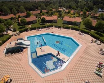 Albatross Mobile Homes on Camping Bi Village - Fažana - Piscină