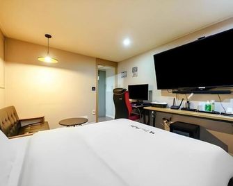 Bucheon The Seollelm Hotel Stay - Bucheon