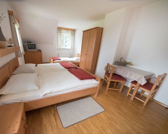 Tourist Farm Pr'Dovar - Ambroz pod Krvavcem - Habitación