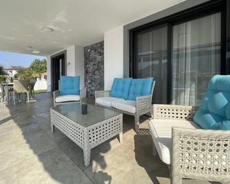 High Quality Private New Villa 4 Bedrooms in Centre of Dalyan - Mugla - Innenhof