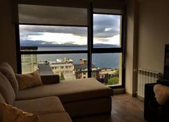 Urbana Suites & Studios 440 - Bariloche - Huiskamer