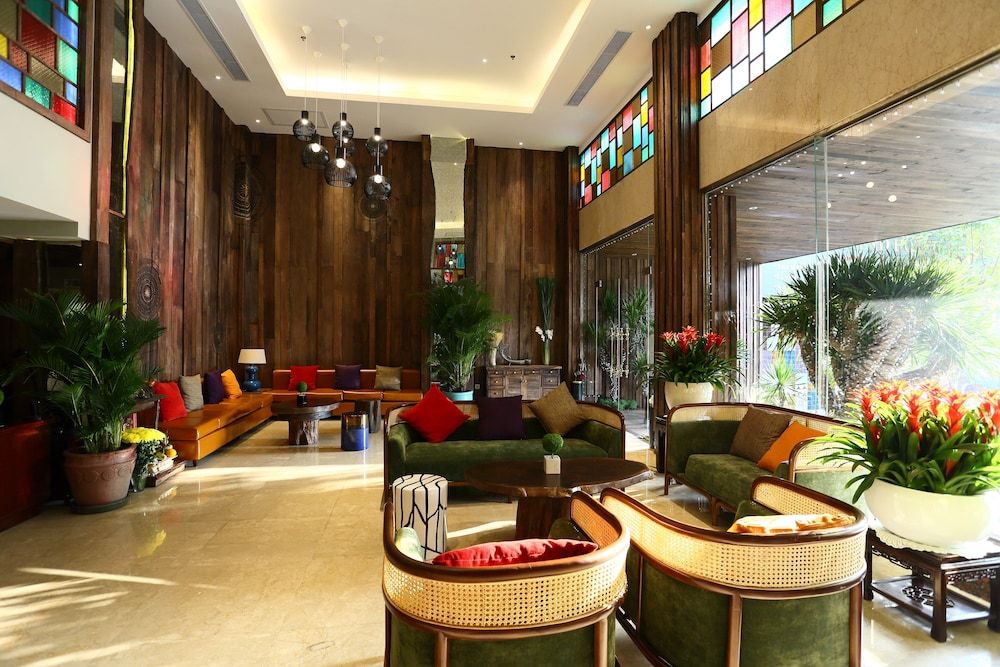 أو لاك ليجند هوتل