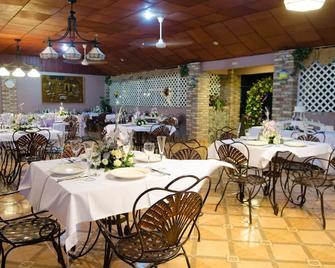 Kemael Hotel - Port Au Prince - Restaurant