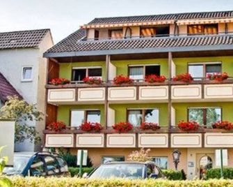 Hotel Garni Gästehaus Merk - Immenstaad am Bodensee - Будівля