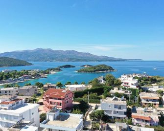Hotel Sunway - Ksamil - Näkymät ulkona