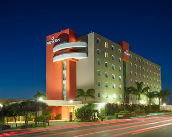 Fiesta Inn Tijuana Otay Aeropuerto - Tijuana - Rakennus