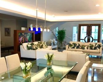 Family Estate in premier neighborhood close to waikiki - Honolulu - Restaurante