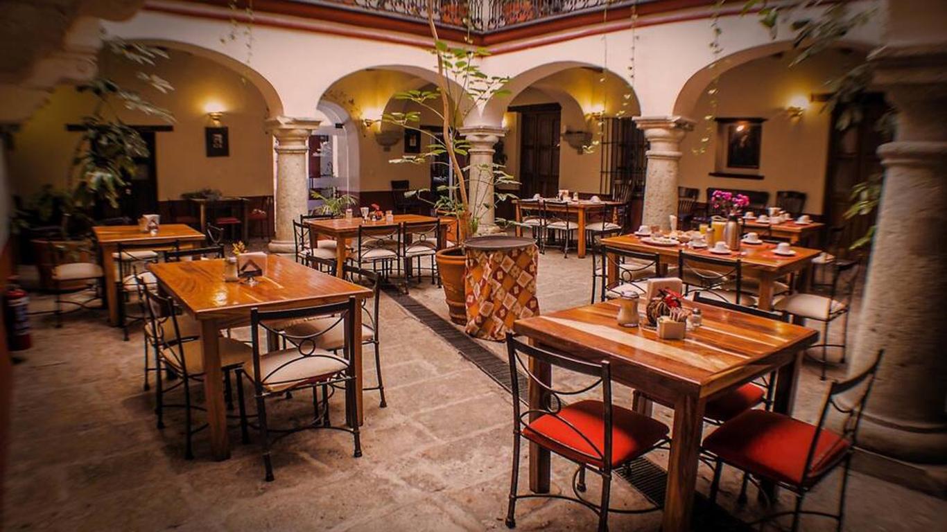 Parador San Agustin