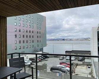 Arctic Sea Apartments - Гаммерфест - Балкон