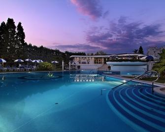 Hotel Mioni Pezzato - Abano Terme - Zwembad