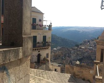 Murri Apartment - Ragusa - Außenansicht