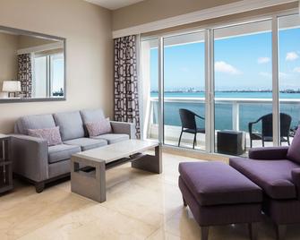 DoubleTree by Hilton Grand Hotel Biscayne Bay - מיאמי - סלון