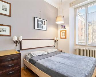 Flatty Apartments Garigliano - Milano - Camera da letto