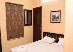 Aishwaryam Deshna Service Apartment - Chennai - Schlafzimmer