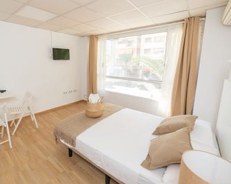 Old Town La Estacion - Alicante - Habitación