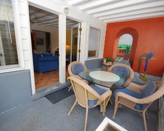 Flip Flop Cottages - Siesta Key - Patio