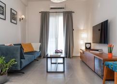 Glyfada Gallery Apartment - Atenas - Sala de estar