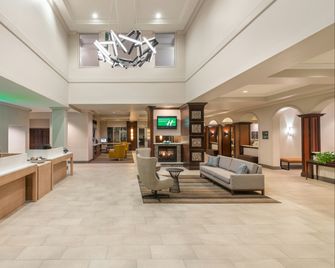 Holiday Inn & Suites Orange Park - Wells Rd. By IHG - Orange Park - Lobby