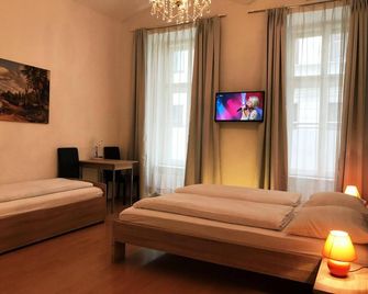 Pension Liechtenstein - Vienna - Living room