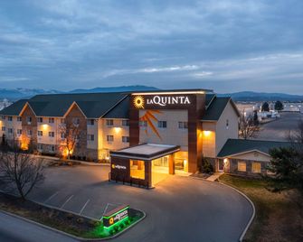 La Quinta Inn & Suites by Wyndham Spokane Valley - Spokane - Edifício