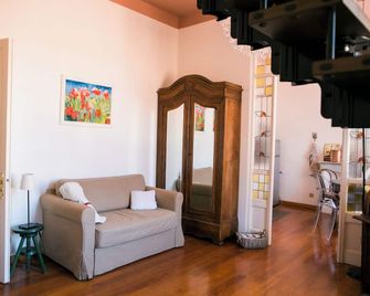 B&B Agapantus in una Villa dell'800 - Dolceacqua