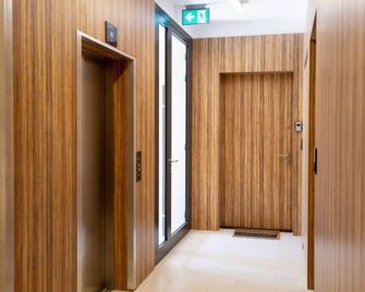 Apartment Warsaw Smolenskiego By Noclegi - Warsaw - Hallway