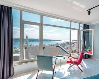 Homie Suites - Penthouse w Bosphorus view - Istanbul - Balcony