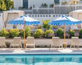 Canoe Place Inn & Cottages - Hampton Bays - Zwembad