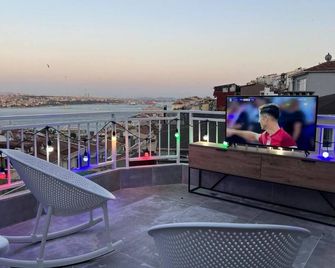 Roj Suite - Istanbul - Balkon