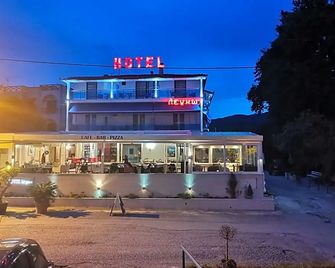 Hotel Lego - Platamon - Gebäude