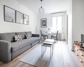 Charming studio Bordeaux city center - Bordeaux - Salon