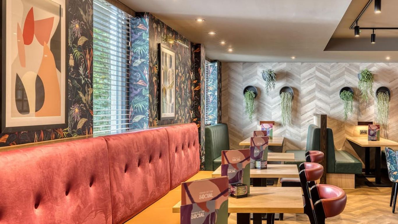 Premier Inn Chelmsford City Centre