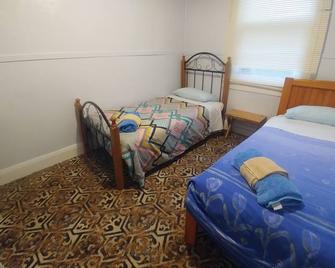 Pioneer Lodge Tasmania - Derby - Bedroom