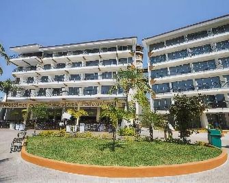 Costa Club Punta Arena Puerto Vallarta - Pto Vallarta - Edificio