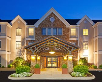 Staybridge Suites Louisville-East By IHG - Louisville - Building