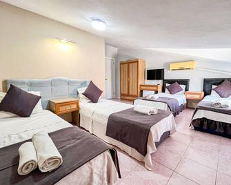 Rayana Hotel - Bozburun - Schlafzimmer