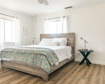 Private Guest House On 10 Acres - Buellton - Bedroom