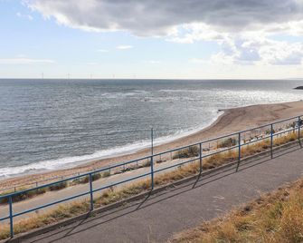 비치 코브 뷰 - 뉴비긴 바이 더시 - 해변