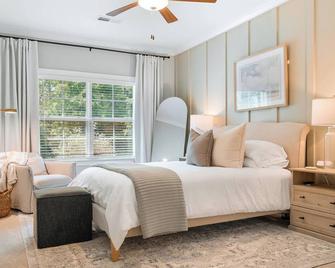 Serene 3br, Family Friendly, Remote Workspace, Sleeps 8! - Auburn - Habitación
