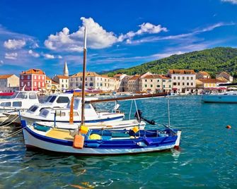 Apartment in Kustici with Seaview, Balcony, Air condition, WIFI (3597-3) - Novalja