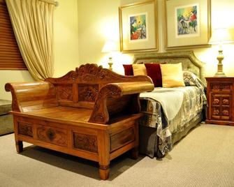 Blue Waves Lodge - Durban - Phòng ngủ