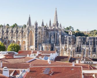 Boutique Hotel Casa do Outeiro - Arts & Crafts - Batalha